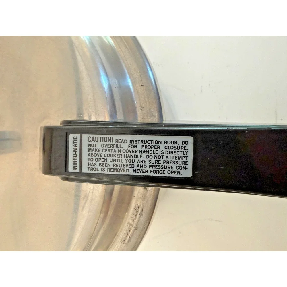 Vintage Mirro Mirro-Matic 6-Quart Stovetop Pressure Cooker Pan‎ Model M-0596
